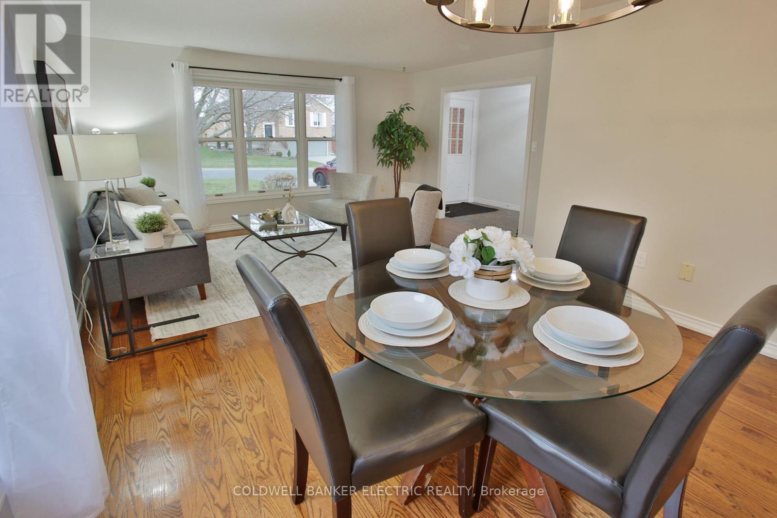 1830 Stratton Avenue, Peterborough, Ontario  K9K 2E6 - Photo 9 - X12395601