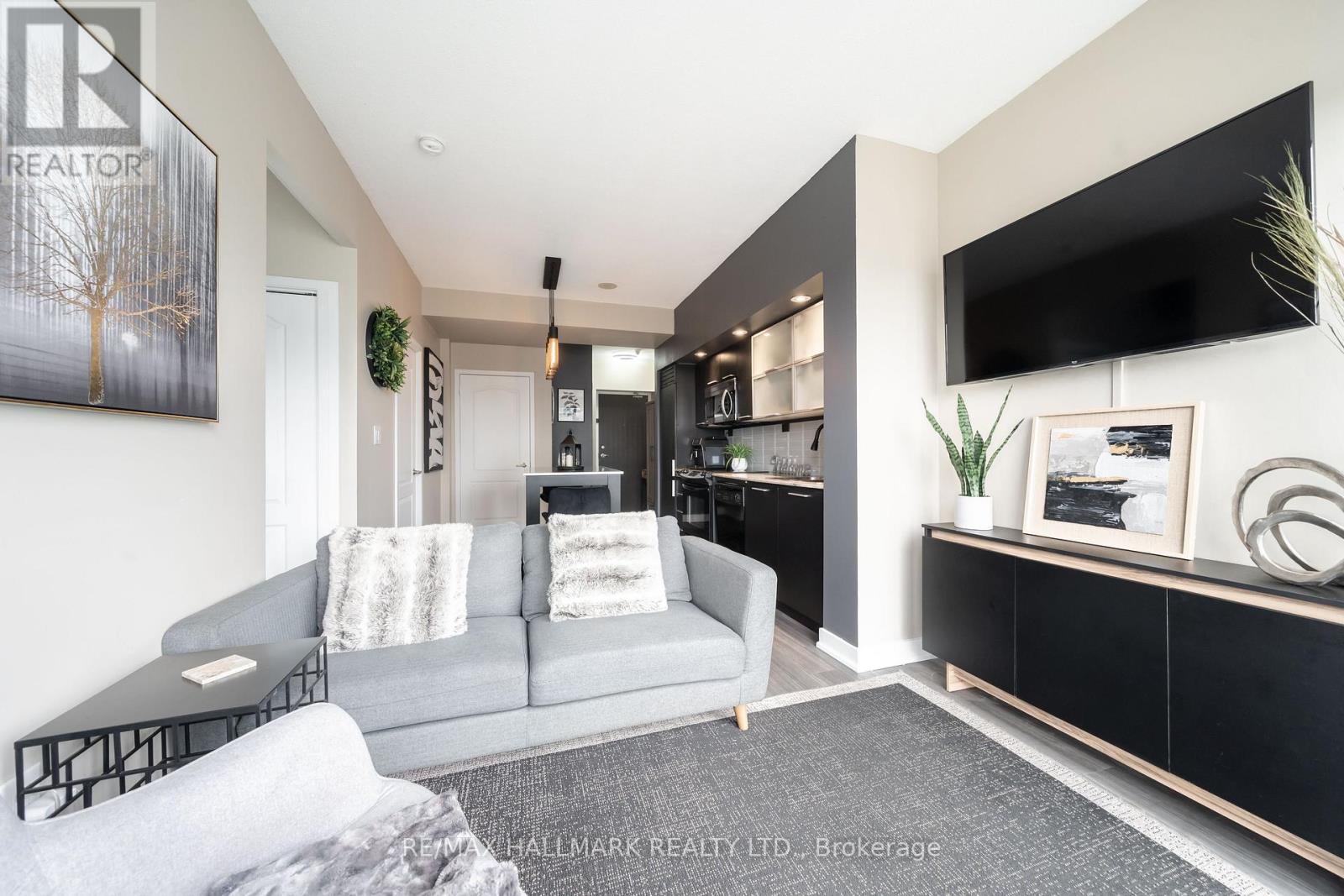 3008 - 25 Capreol Court, Toronto, Ontario  M5V 3Z7 - Photo 4 - C12388408