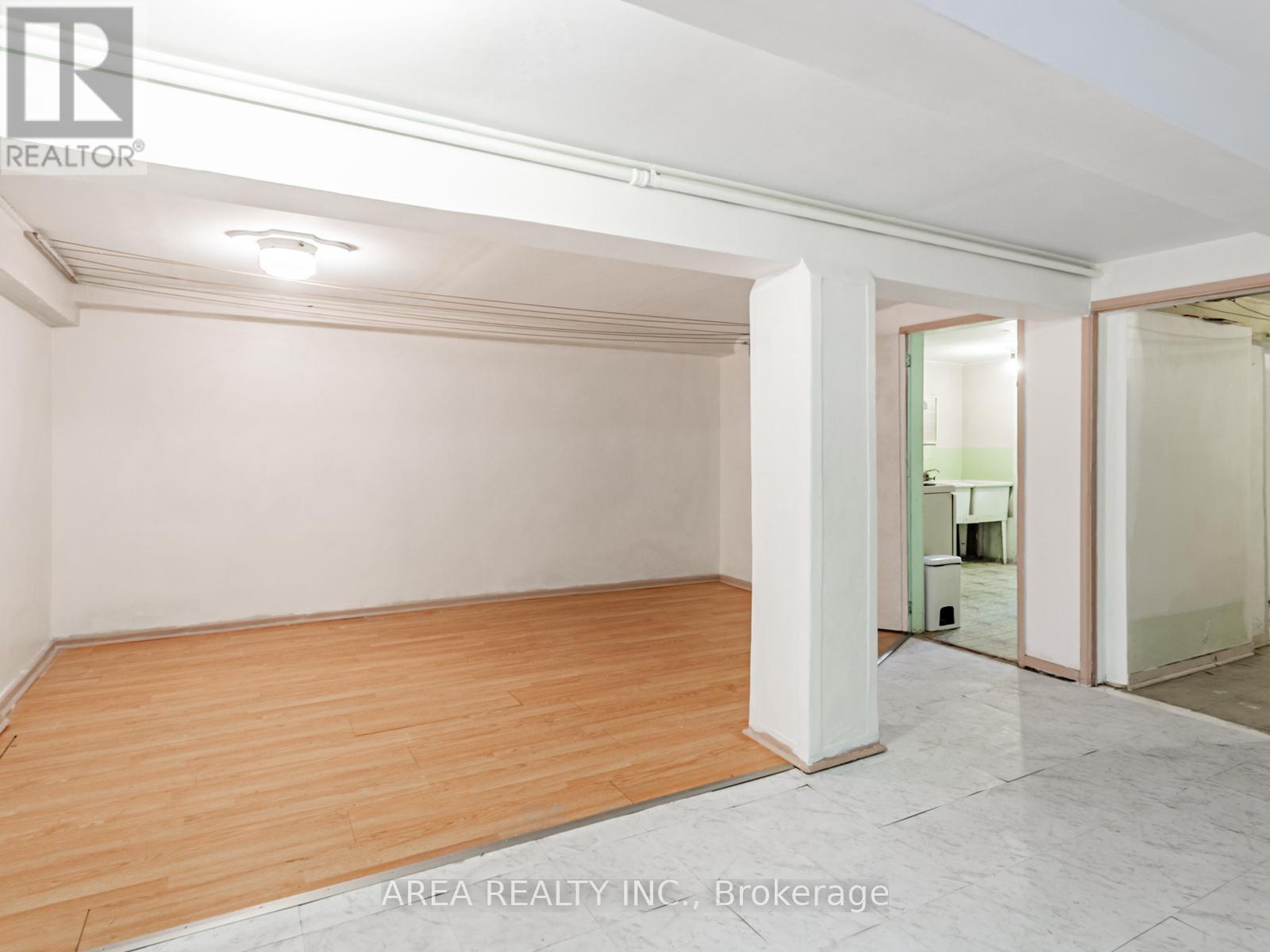65 St Annes Road, Toronto, Ontario  M6J 2C4 - Photo 23 - C12395443