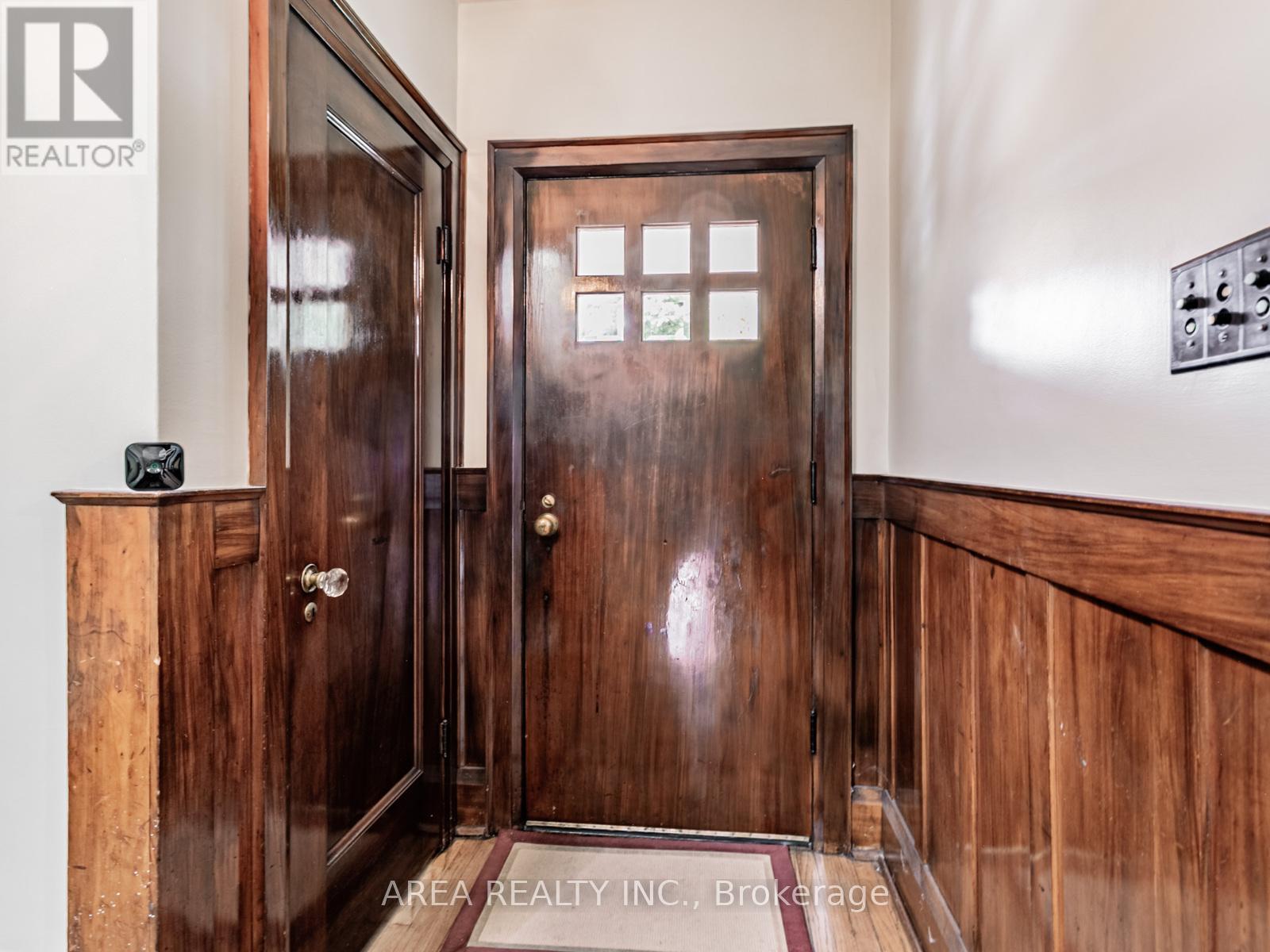 65 St Annes Road, Toronto, Ontario  M6J 2C4 - Photo 3 - C12395443
