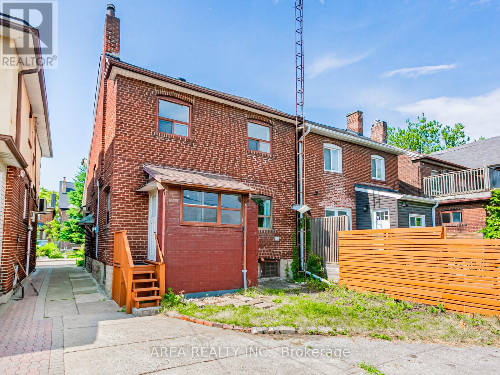 65 St Annes Road, Toronto, Ontario  M6J 2C4 - Photo 32 - C12395443
