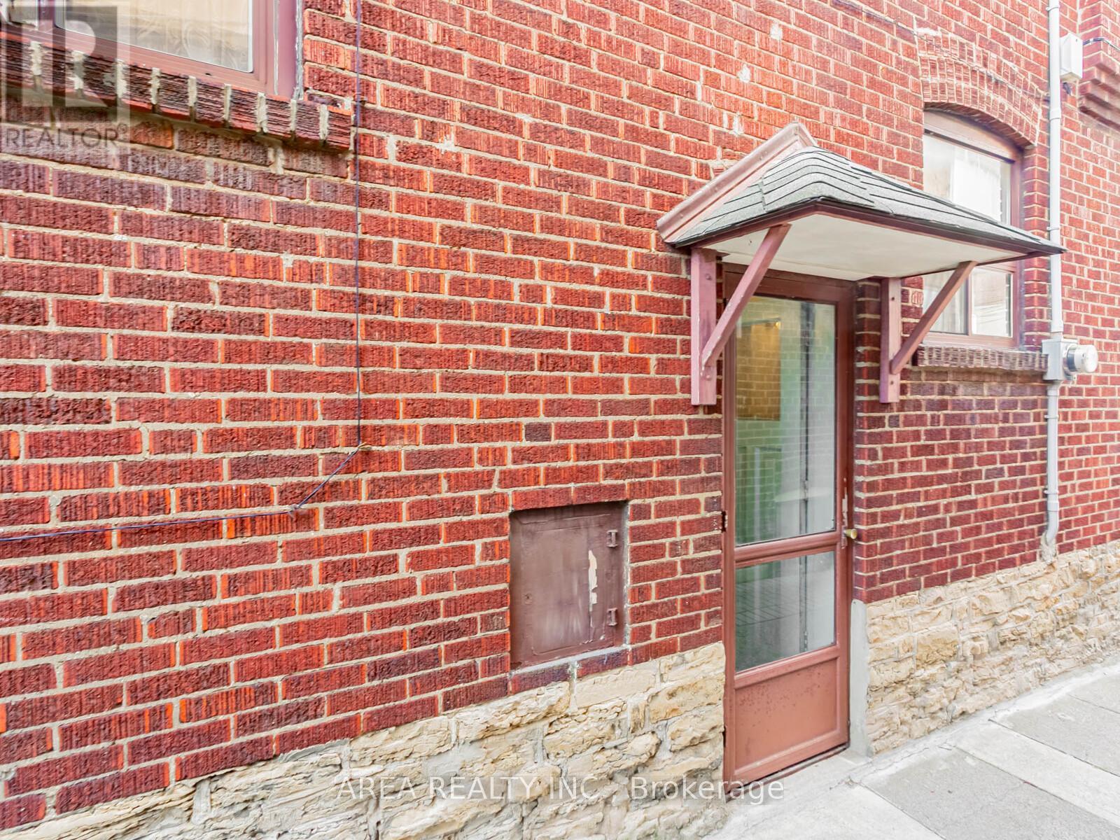 65 St Annes Road, Toronto, Ontario  M6J 2C4 - Photo 35 - C12395443