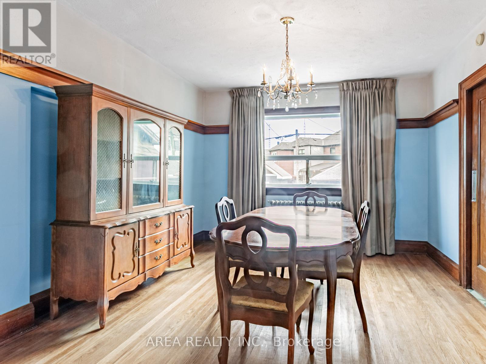 65 St Annes Road, Toronto, Ontario  M6J 2C4 - Photo 7 - C12395443