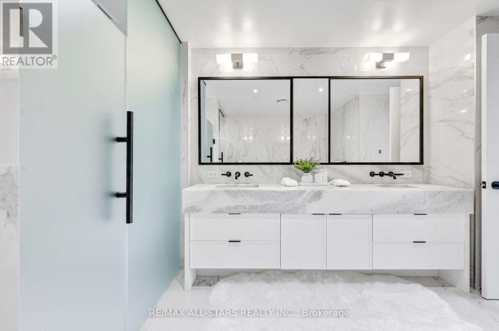 201 - 355 Bedford Park Avenue, Toronto, Ontario  M5M 0A5 - Photo 34 - C12395483