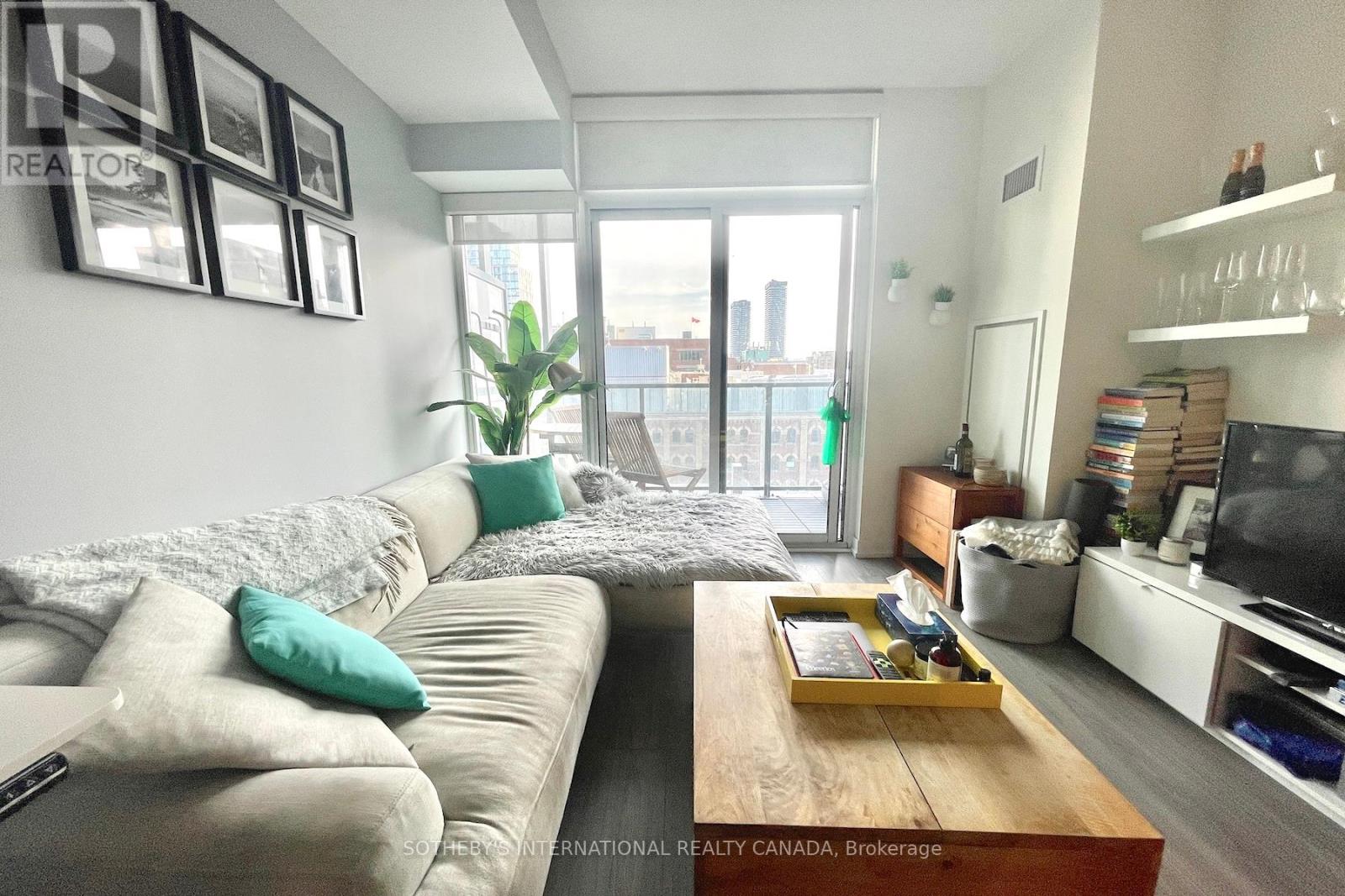 706 - 105 George Street, Toronto, Ontario  M5A 0L4 - Photo 9 - C12395512