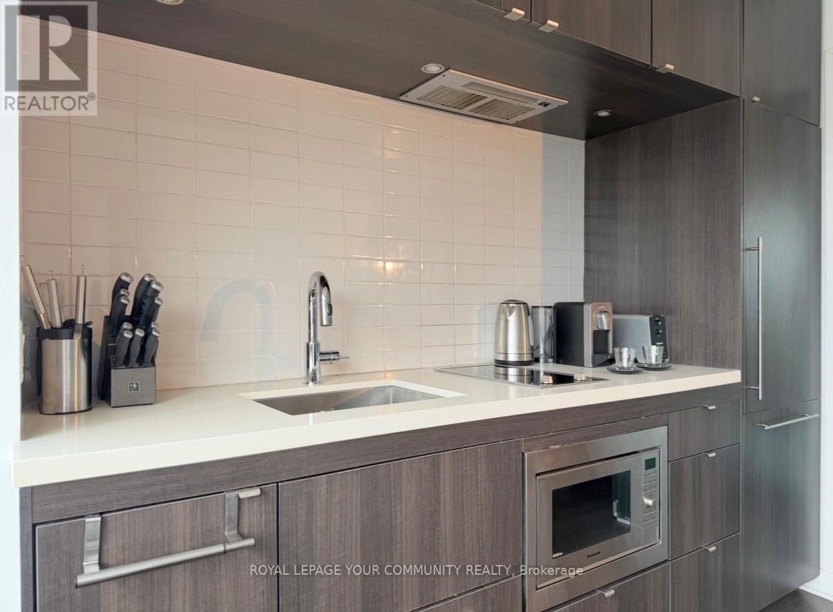 719 - 155 Yorkville Avenue, Toronto, Ontario  M5R 0B4 - Photo 22 - C12395557