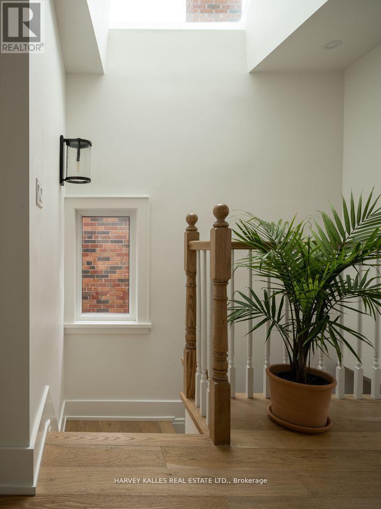 516 St Clements Avenue, Toronto, Ontario  M5N 1M4 - Photo 24 - C12395573