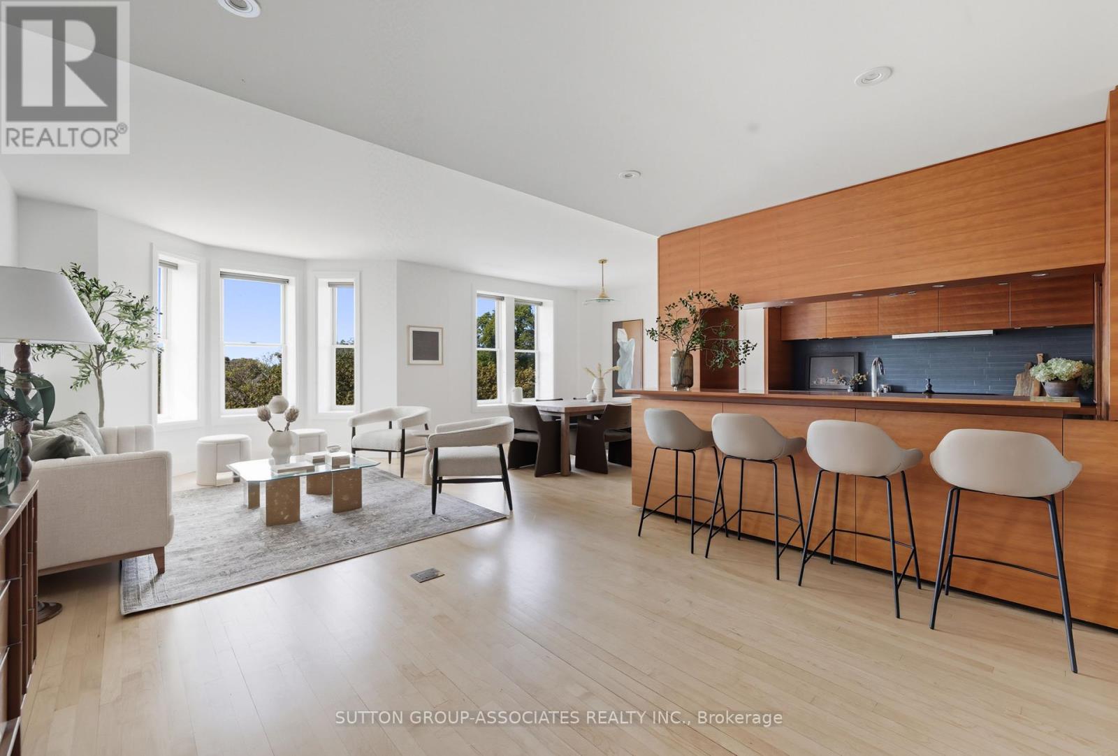 408 - 385 Brunswick Avenue, Toronto (Annex), Ontario  M5R 3R1 - Photo 3 - C12395582