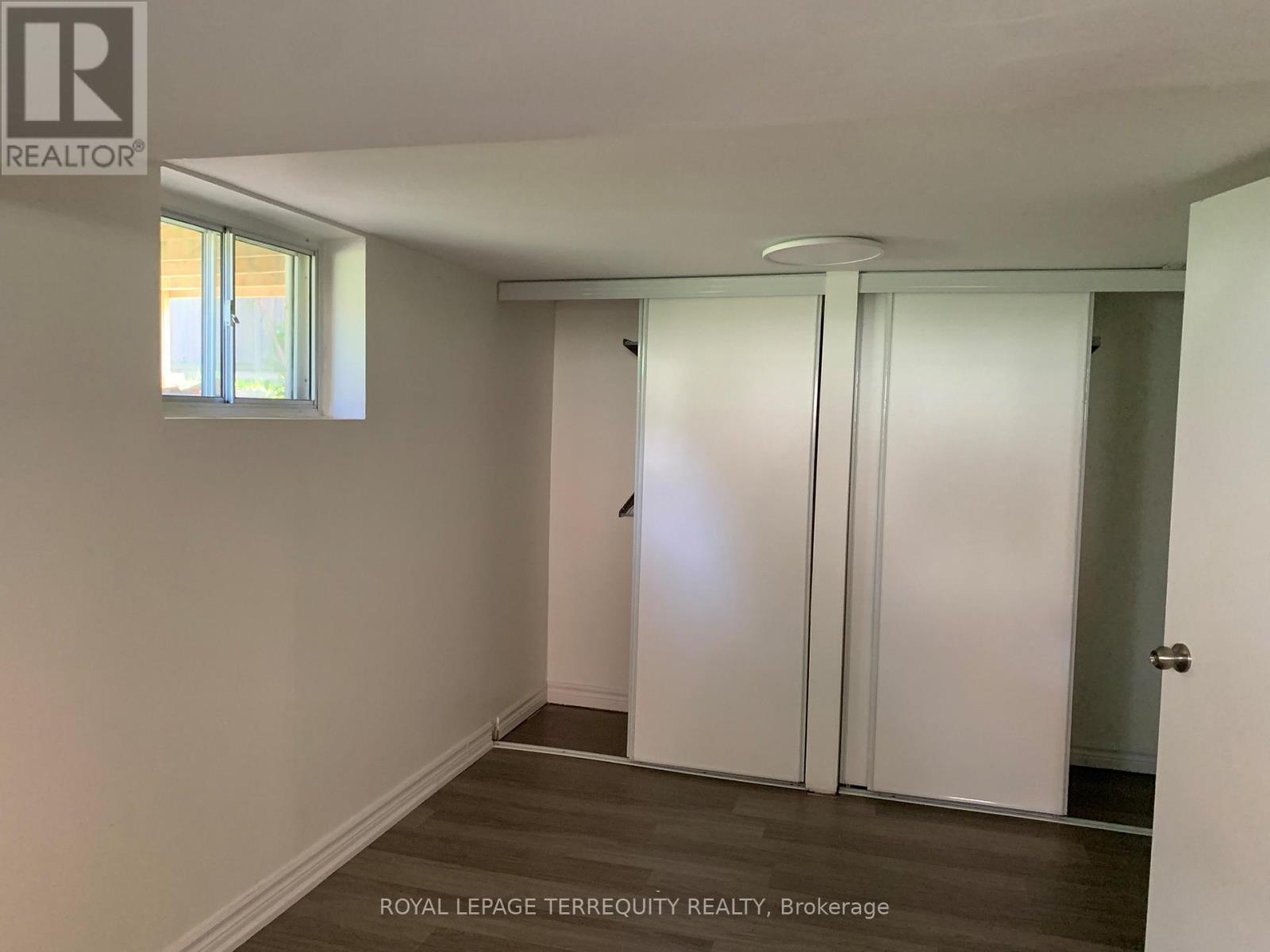 Bsmt - 5 Compton Drive, Toronto, Ontario  M1R 4A5 - Photo 5 - E12395458