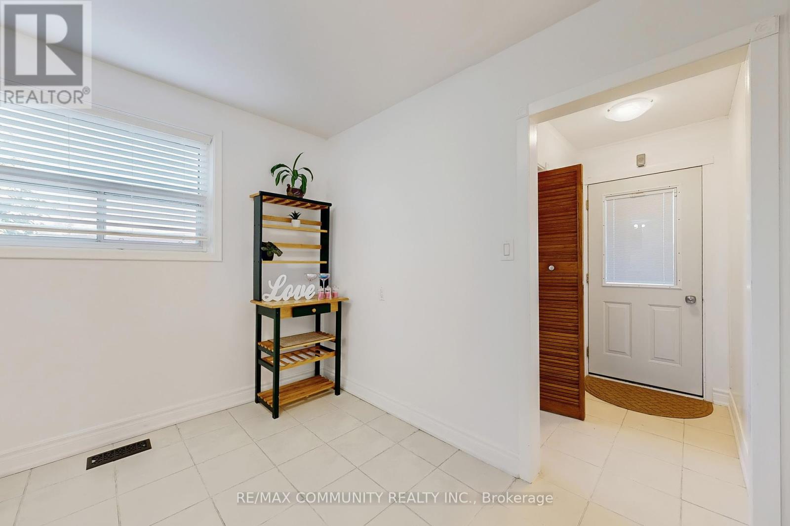 855 Zator Avenue, Pickering (Bay Ridges), Ontario  L1W 1Y2 - Photo 10 - E12395529