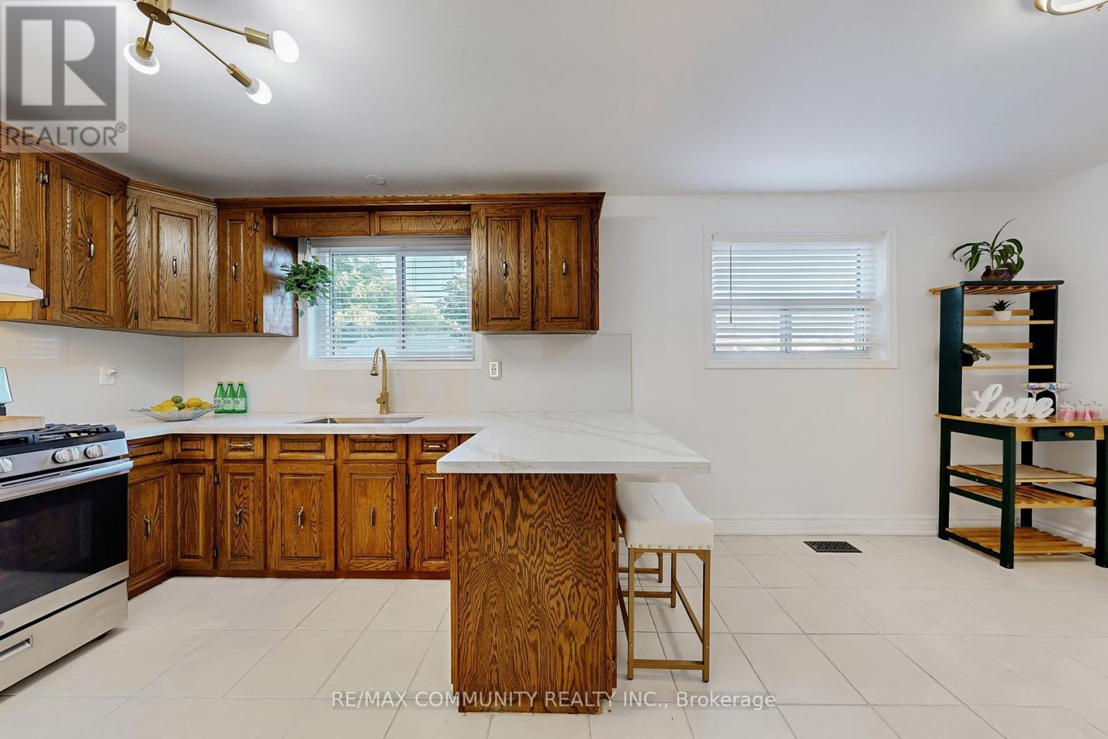 855 Zator Avenue, Pickering (Bay Ridges), Ontario  L1W 1Y2 - Photo 14 - E12395529