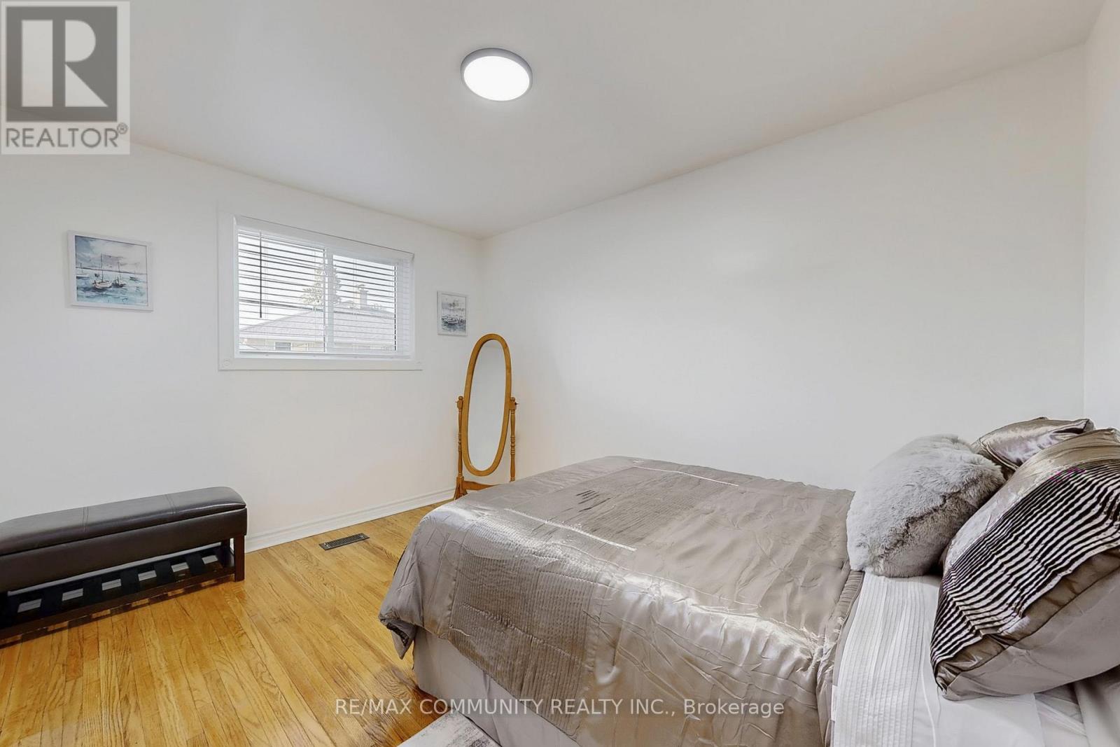 855 Zator Avenue, Pickering (Bay Ridges), Ontario  L1W 1Y2 - Photo 17 - E12395529
