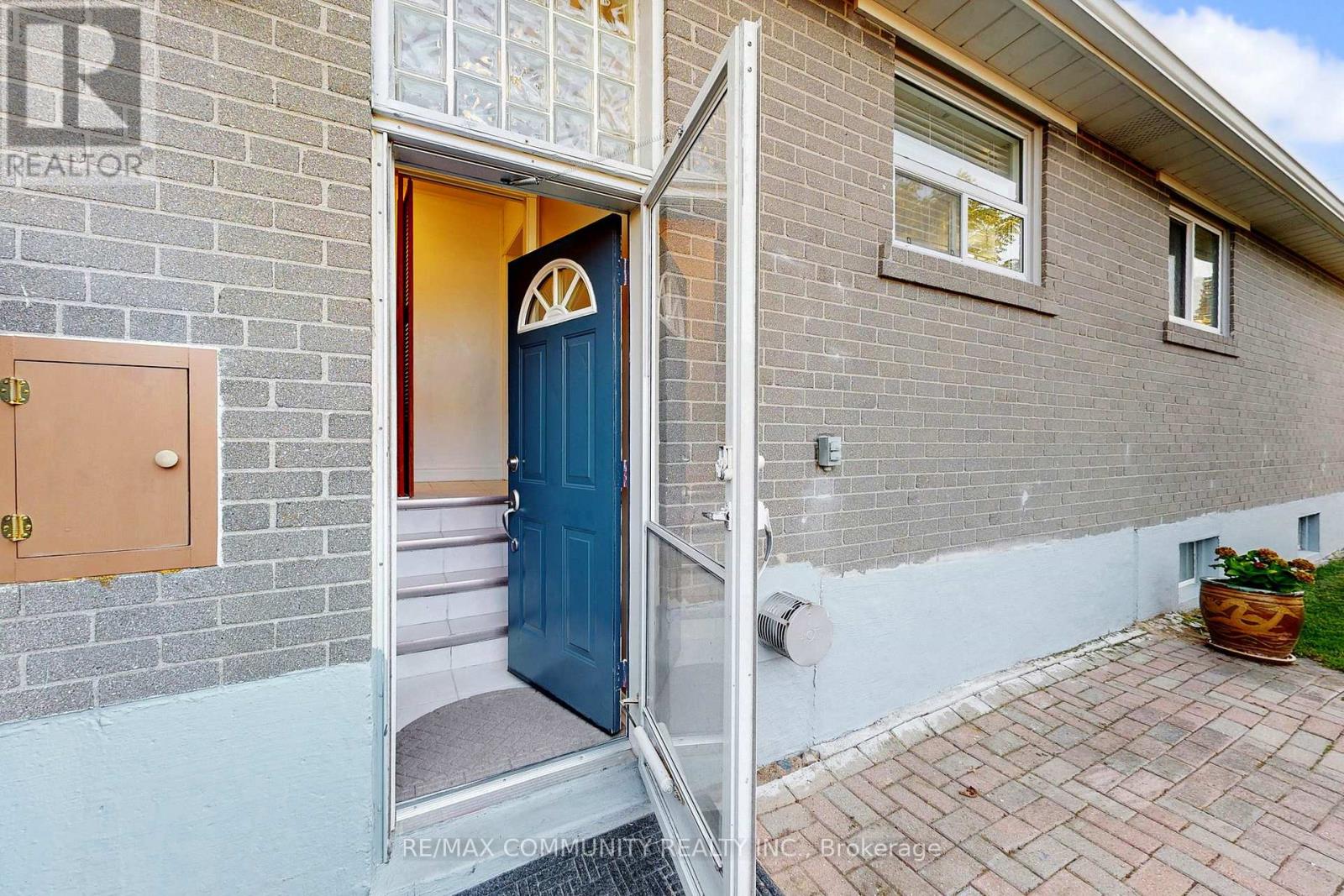 855 Zator Avenue, Pickering (Bay Ridges), Ontario  L1W 1Y2 - Photo 38 - E12395529