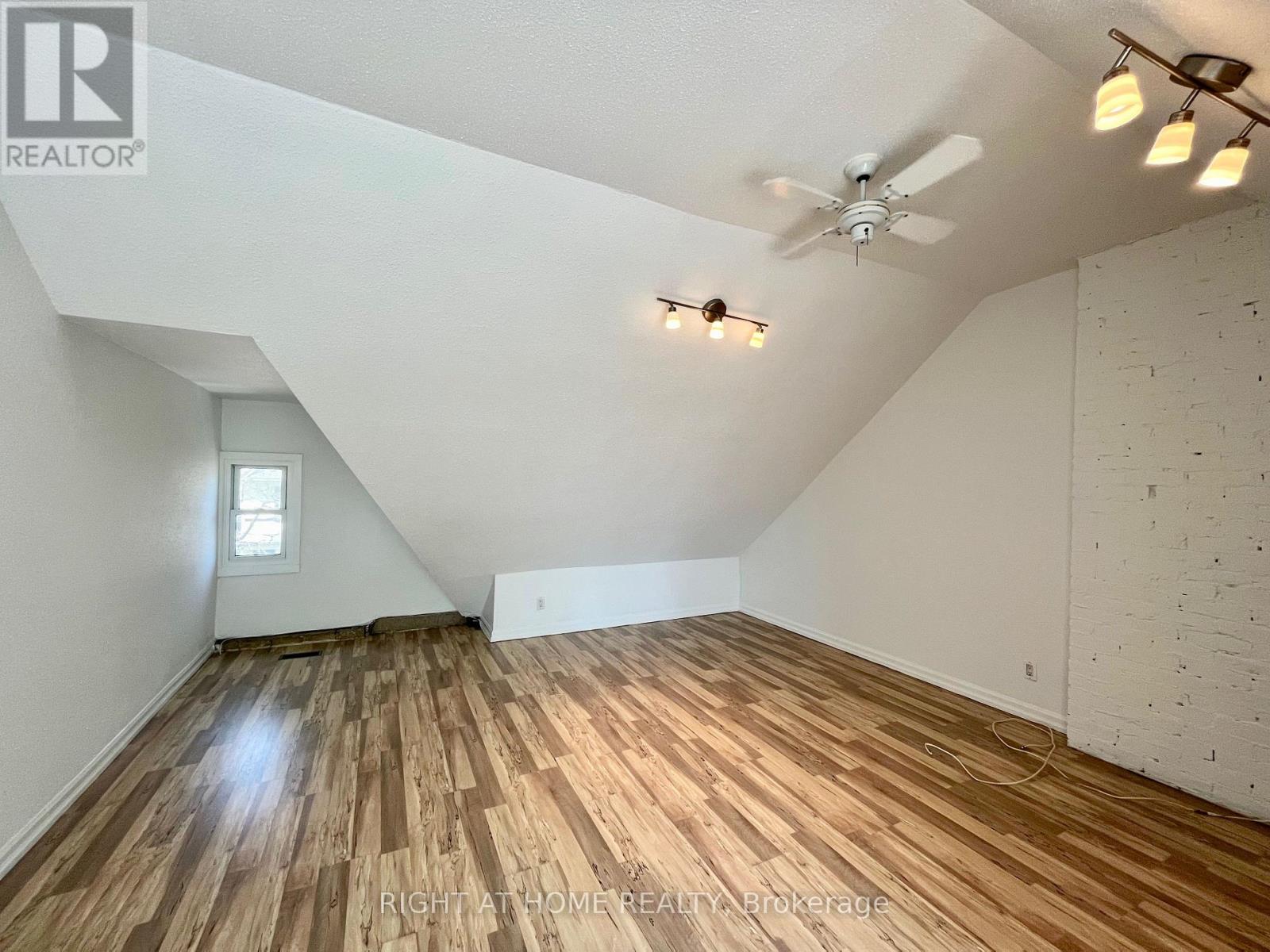 75 Dingwall Avenue, Toronto, Ontario  M4J 1C4 - Photo 18 - E12395560