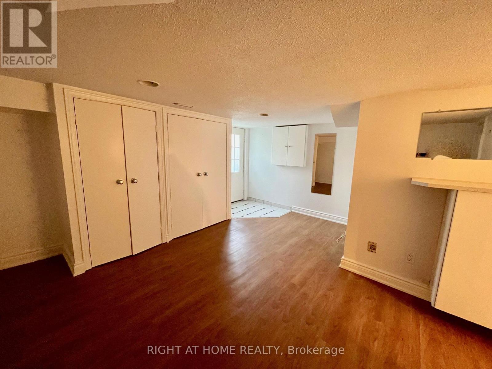 75 Dingwall Avenue, Toronto, Ontario  M4J 1C4 - Photo 20 - E12395560