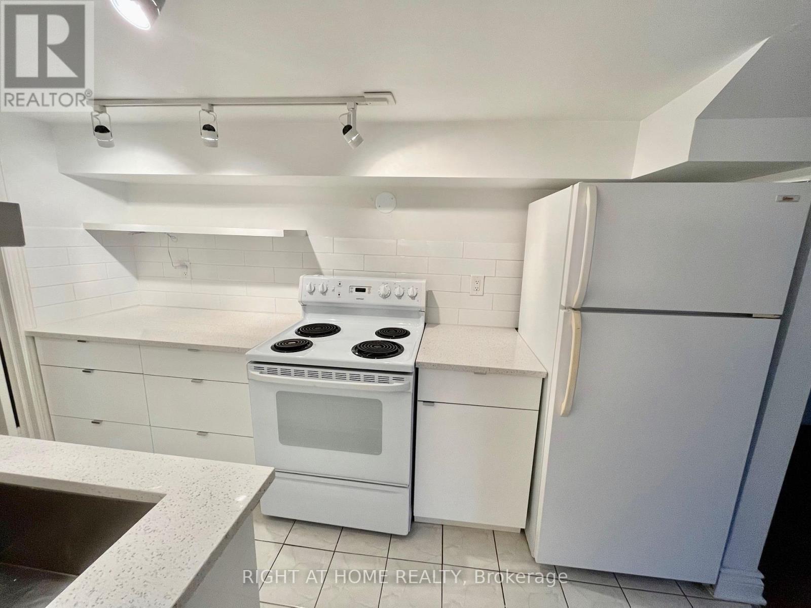 75 Dingwall Avenue, Toronto, Ontario  M4J 1C4 - Photo 22 - E12395560
