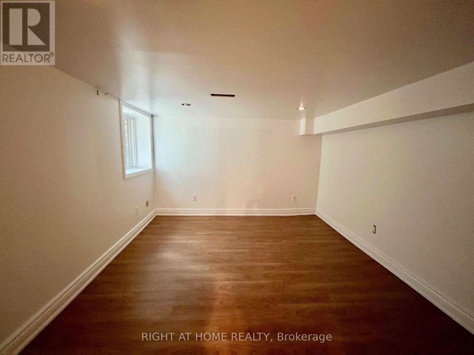 75 Dingwall Avenue, Toronto, Ontario  M4J 1C4 - Photo 23 - E12395560