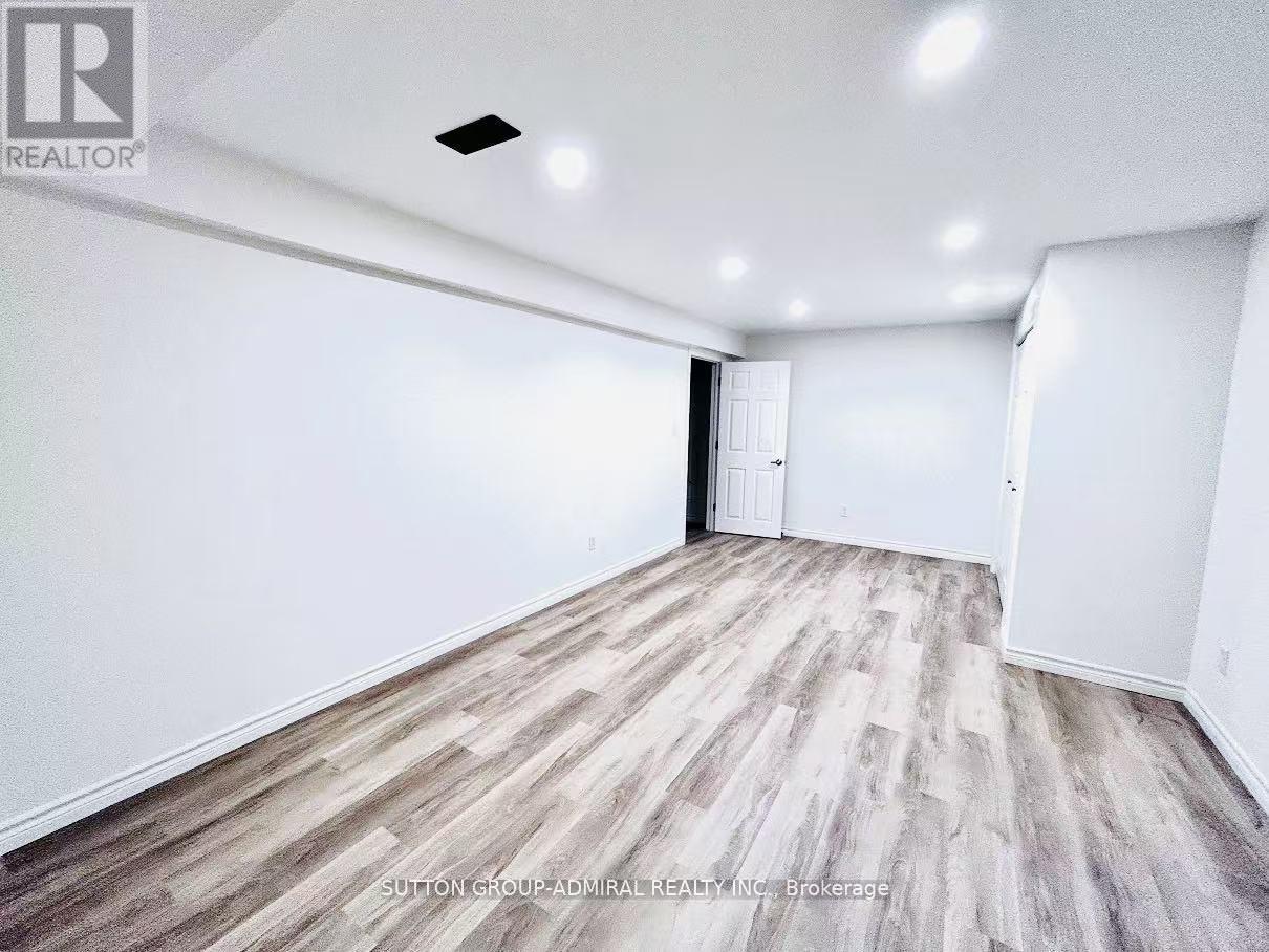 81 Livante Court, Markham, Ontario  L6C 1J5 - Photo 38 - N12395451