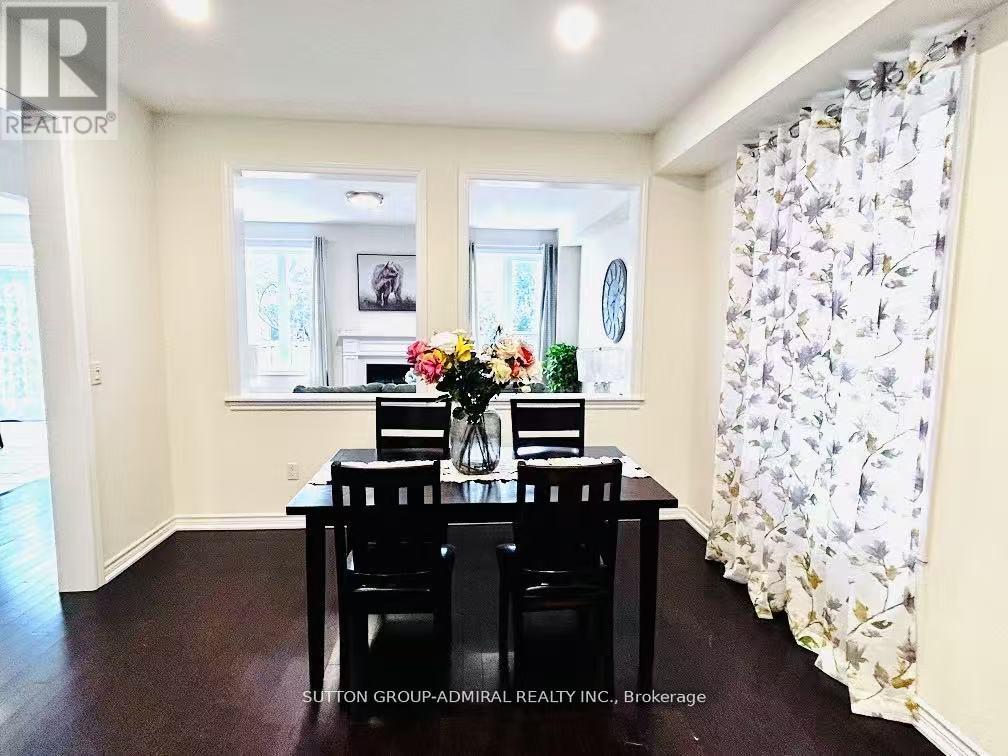 81 Livante Court, Markham, Ontario  L6C 1J5 - Photo 9 - N12395451