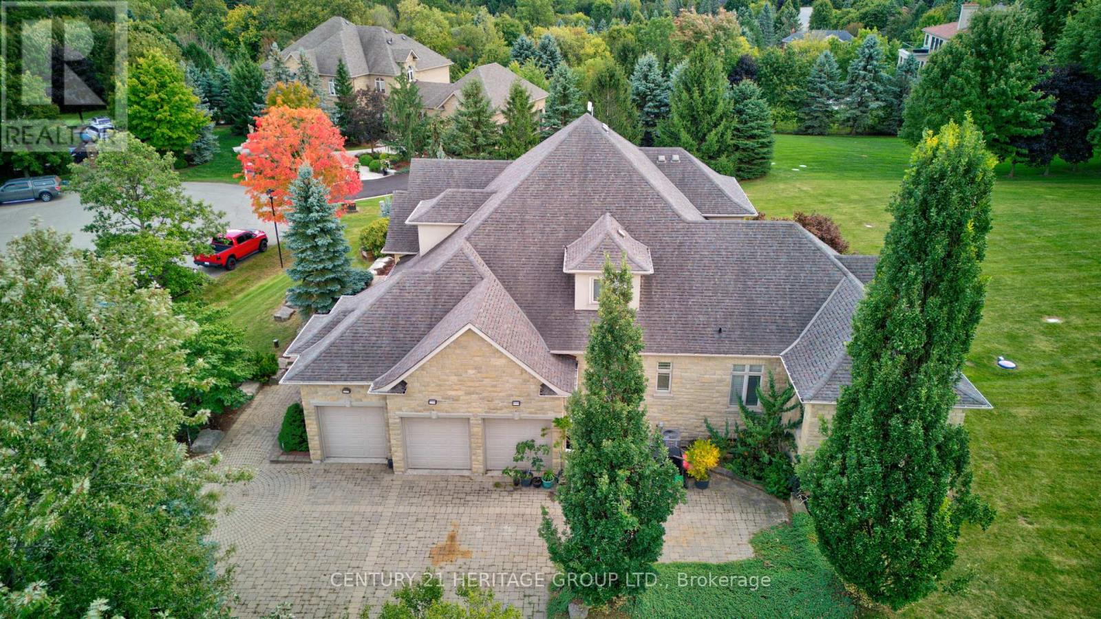 12 Prince Adam Court, King, Ontario  L7B 1M1 - Photo 3 - N12395469