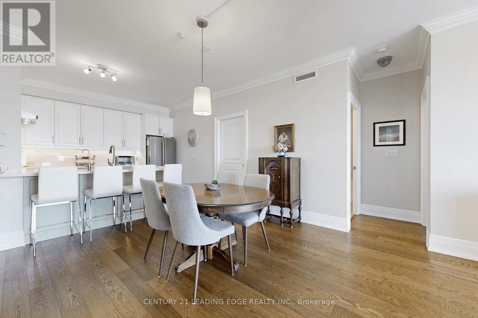 305 - 35 Baker Hill Boulevard, Whitchurch-Stouffville, Ontario  L4A 1P8 - Photo 18 - N12395494