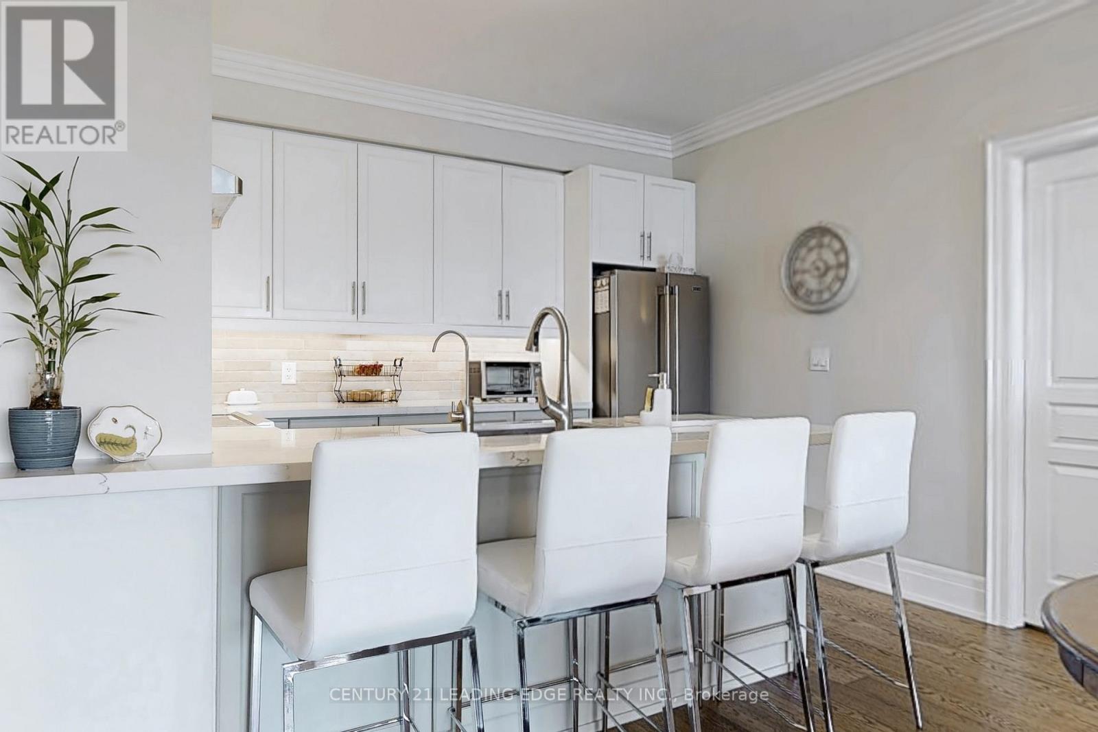 305 - 35 Baker Hill Boulevard, Whitchurch-Stouffville, Ontario  L4A 1P8 - Photo 20 - N12395494