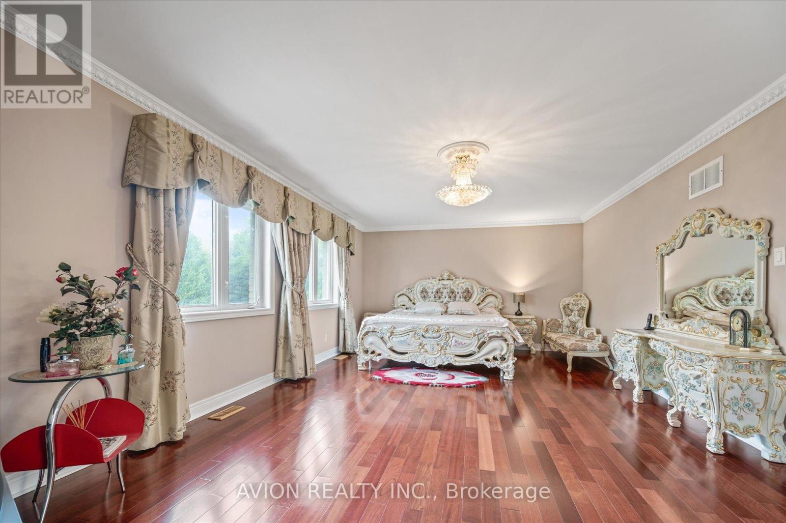 55 Frybrook Crescent, Richmond Hill, Ontario  L5B 4B9 - Photo 25 - N12395564