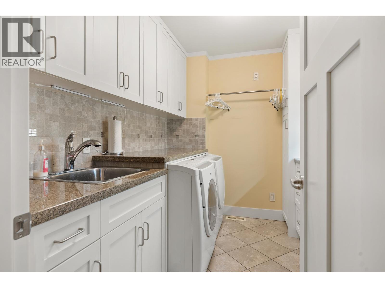 6461 Dyke Road, Richmond, British Columbia  V7E 3R3 - Photo 33 - R3046361