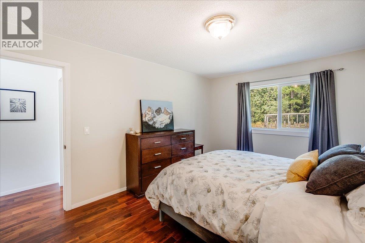 3710 Ladybird Road, Krestova, British Columbia  V0G 1H2 - Photo 24 - 10362183