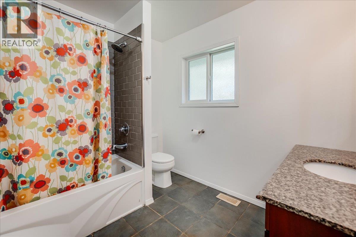 3710 Ladybird Road, Krestova, British Columbia  V0G 1H2 - Photo 31 - 10362183