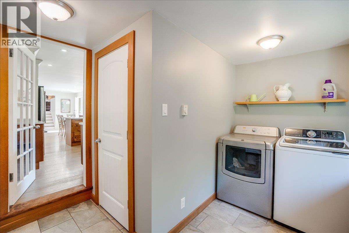 3710 Ladybird Road, Krestova, British Columbia  V0G 1H2 - Photo 20 - 10362183