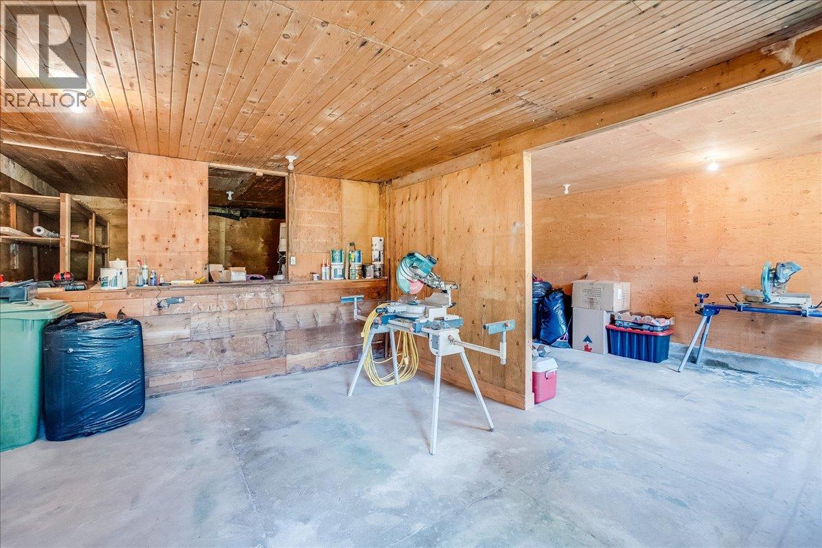 3710 Ladybird Road, Krestova, British Columbia  V0G 1H2 - Photo 46 - 10362183