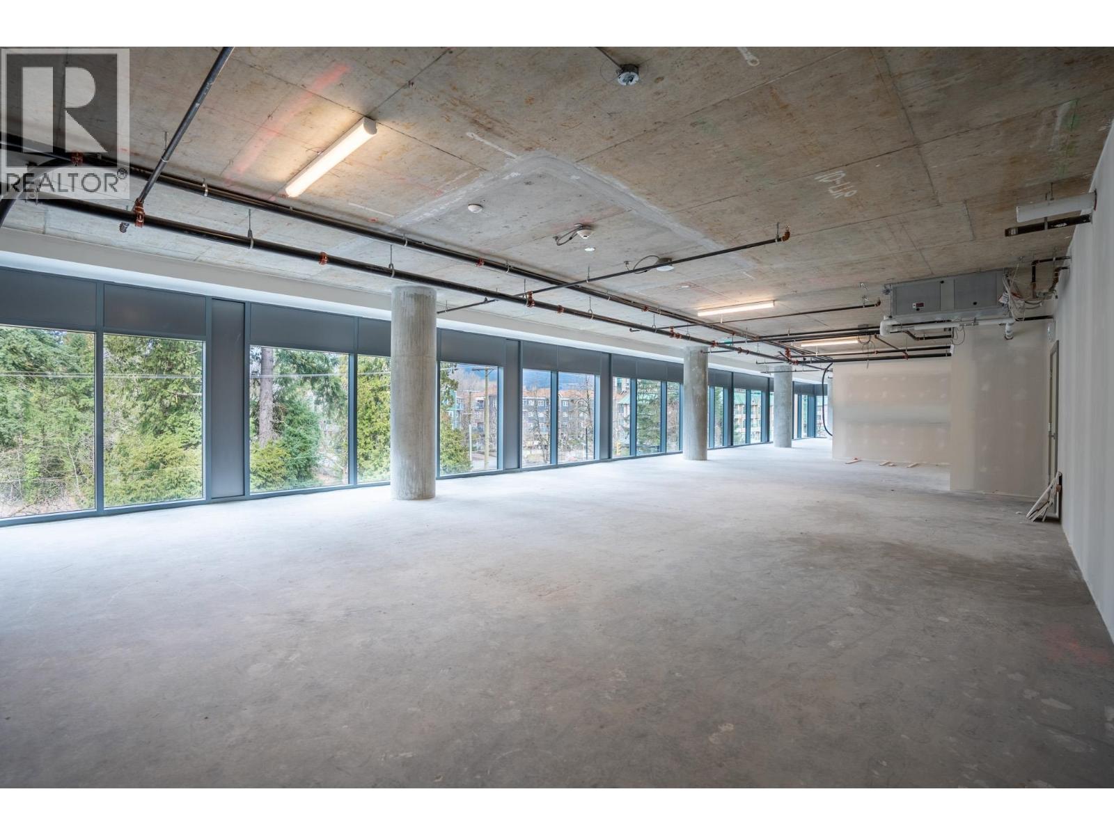 402 3056 Glen Drive, Coquitlam, British Columbia  V3B 0V1 - Photo 10 - C8072077