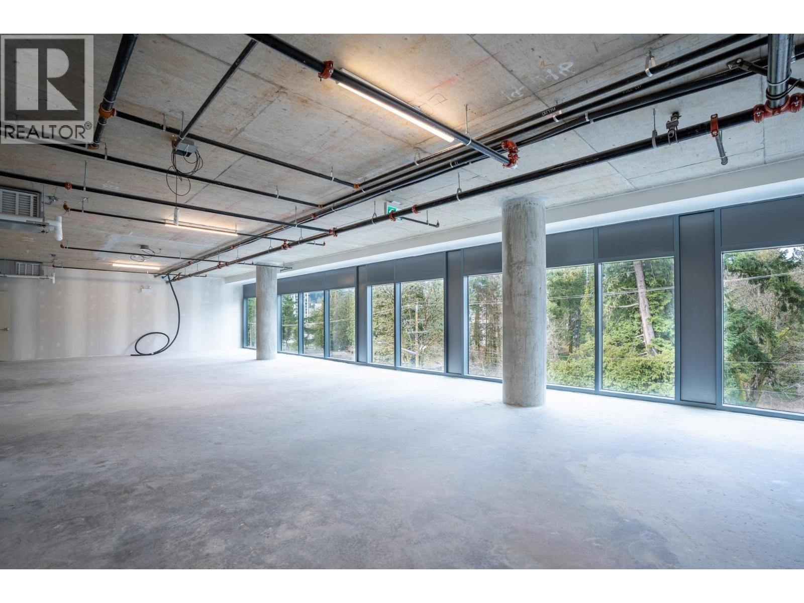 402 3056 Glen Drive, Coquitlam, British Columbia  V3B 0V1 - Photo 5 - C8072077