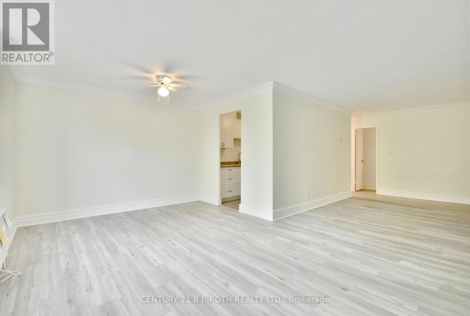 21 - 2 Grove Street E, Barrie, Ontario  L4M 2N5 - Photo 16 - S12395590