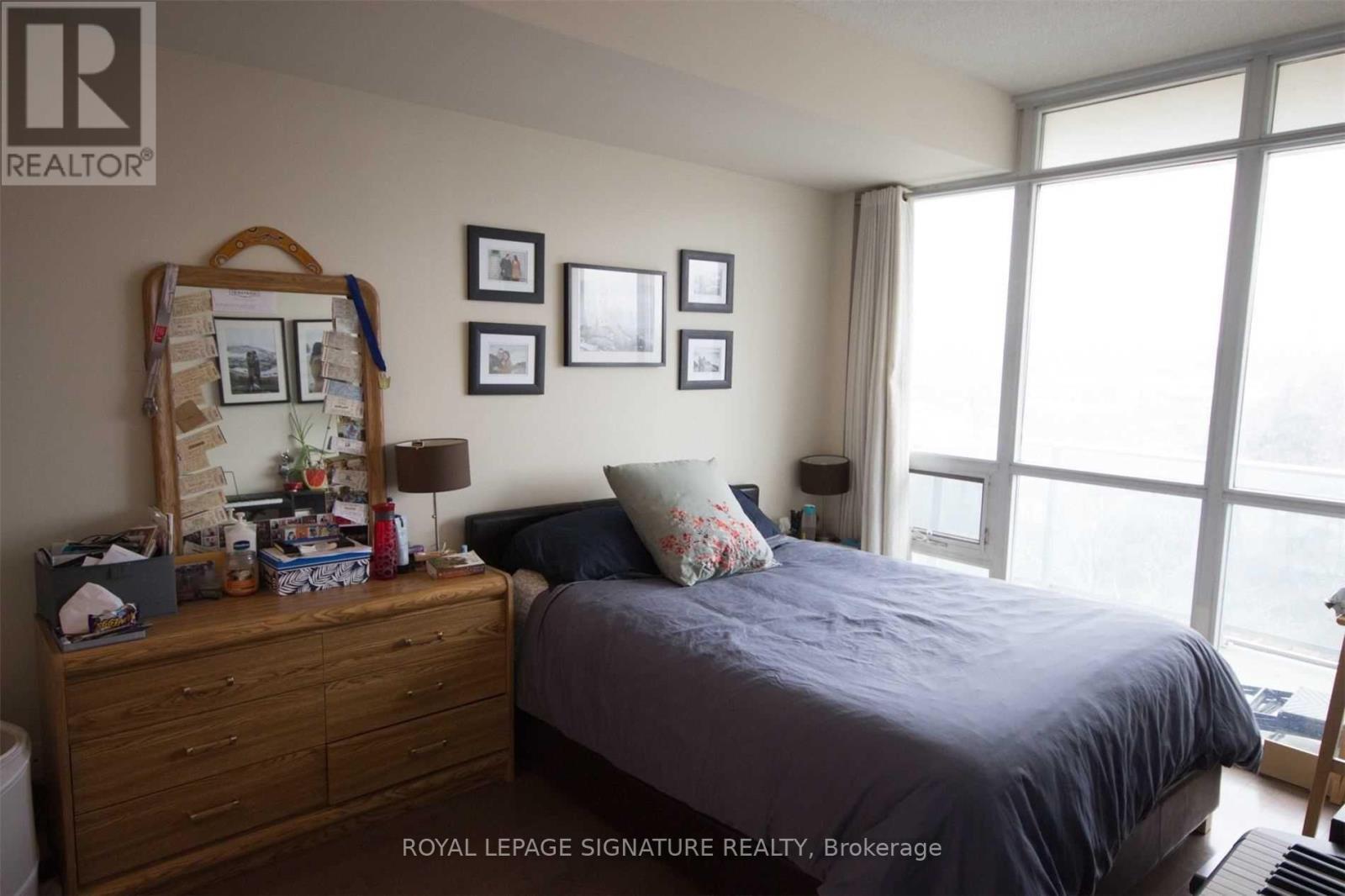 404 - 1055 Southdown Road, Mississauga, Ontario  L5J 0A3 - Photo 7 - W12395509