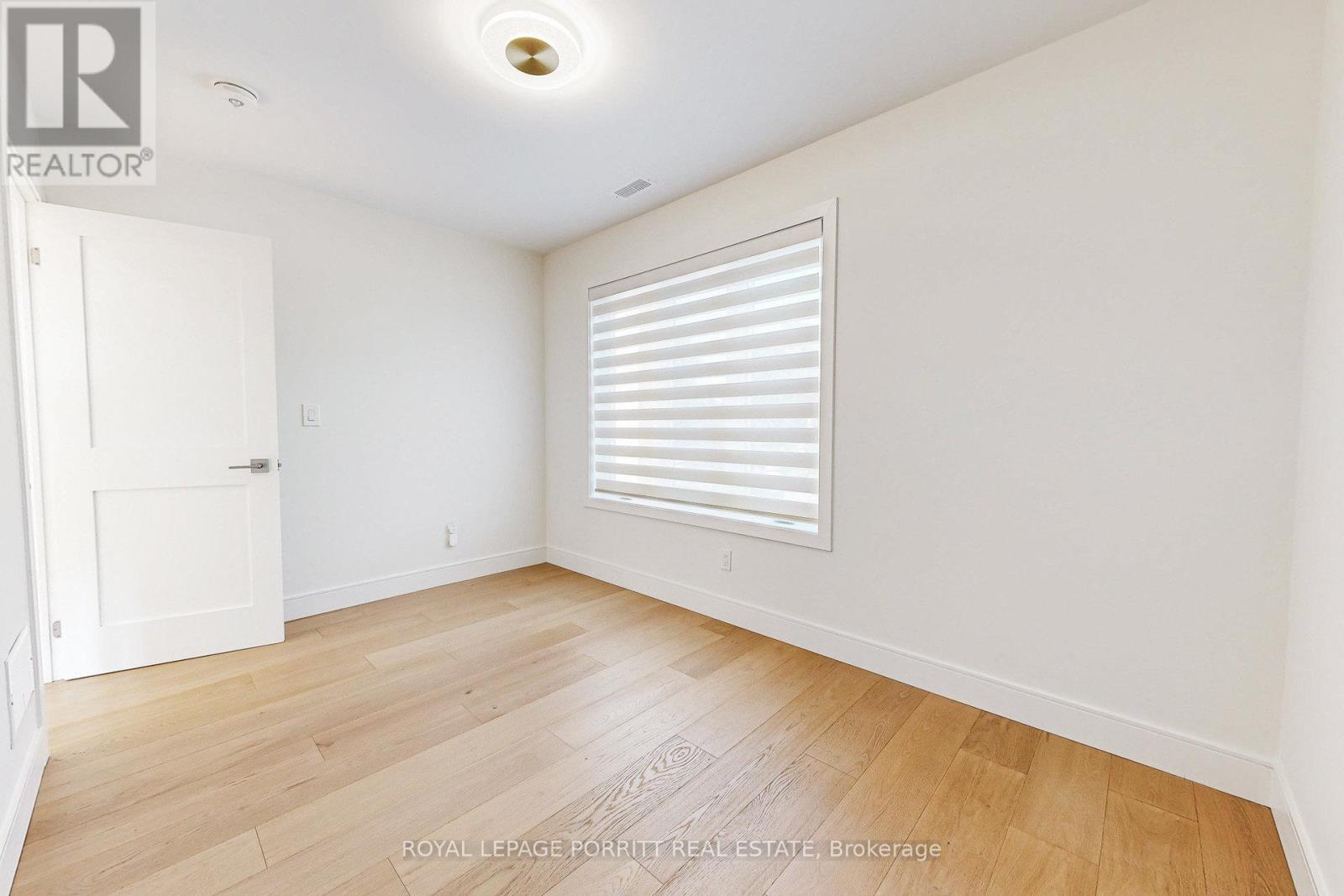 94 Edgecroft Road, Toronto, Ontario  M8Z 2C3 - Photo 23 - W12395534