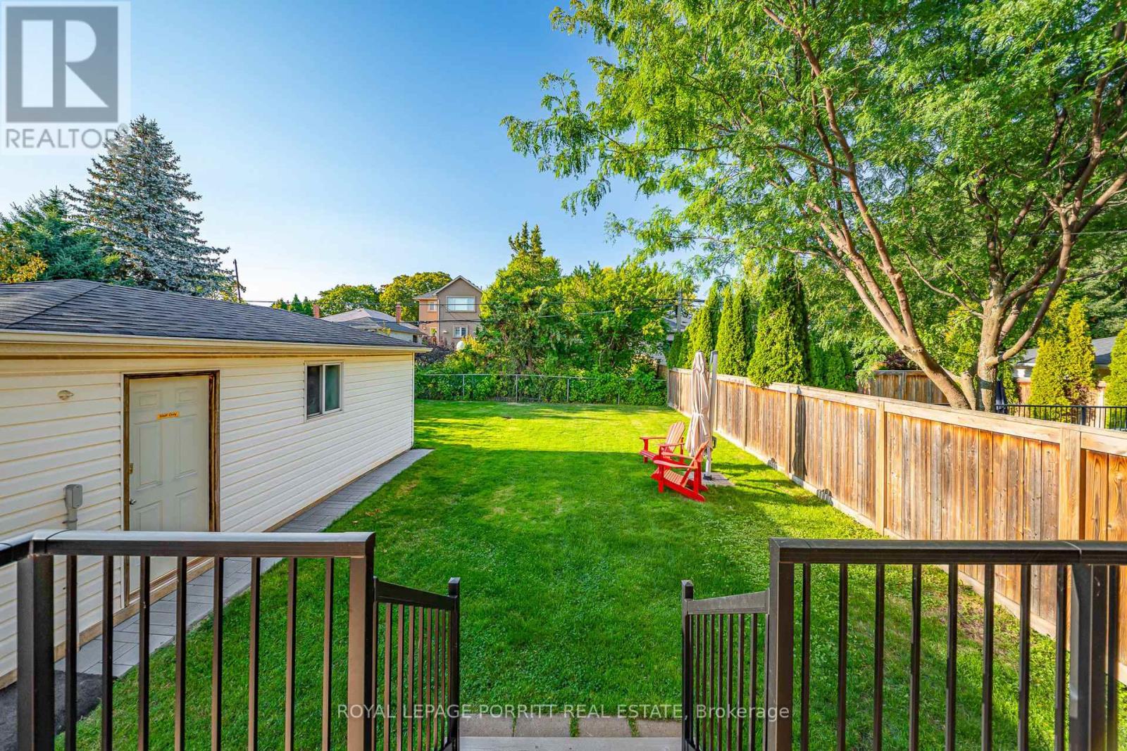 94 Edgecroft Road, Toronto, Ontario  M8Z 2C3 - Photo 46 - W12395534