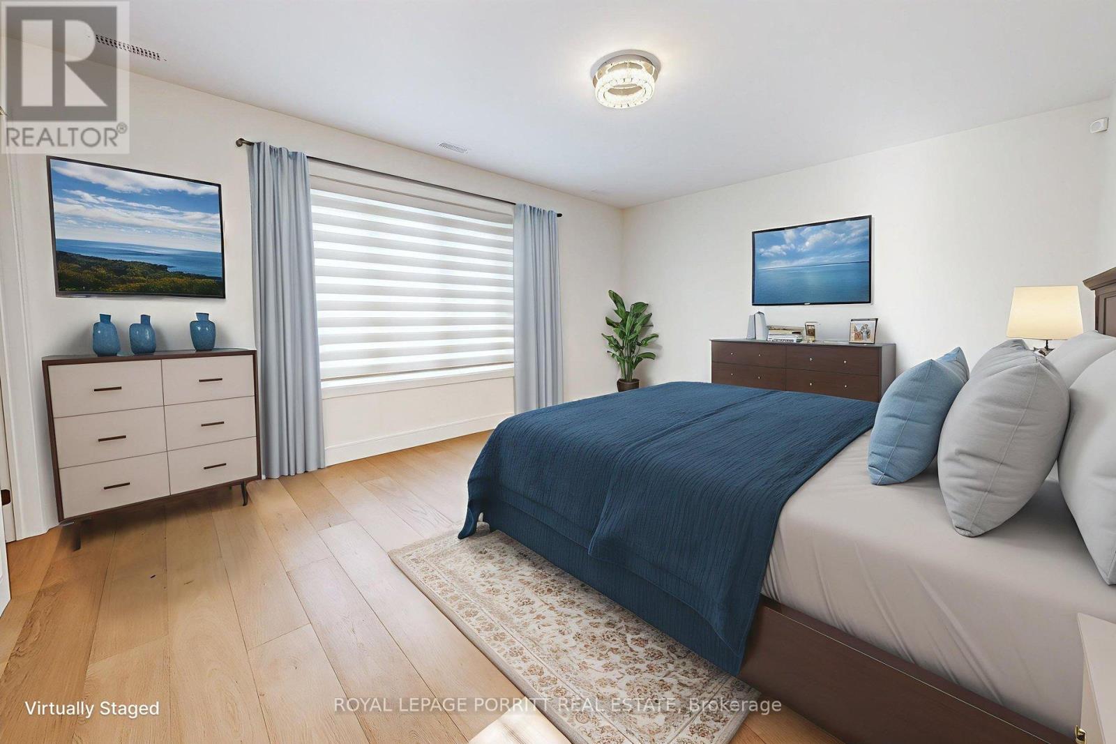 94 Edgecroft Road, Toronto, Ontario  M8Z 2C3 - Photo 6 - W12395534