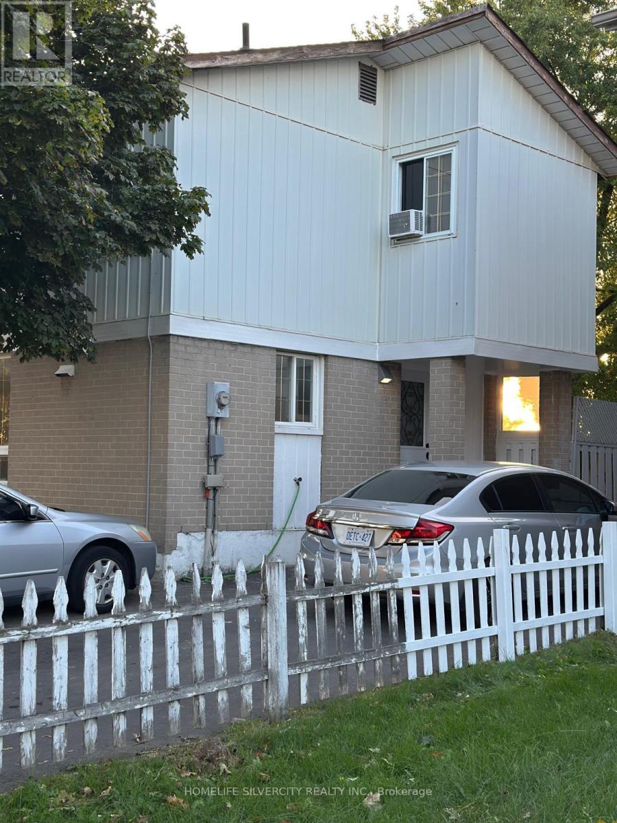 8 Golden Gate Drive, Brampton, Ontario  L6S 2K5 - Photo 34 - W12395538