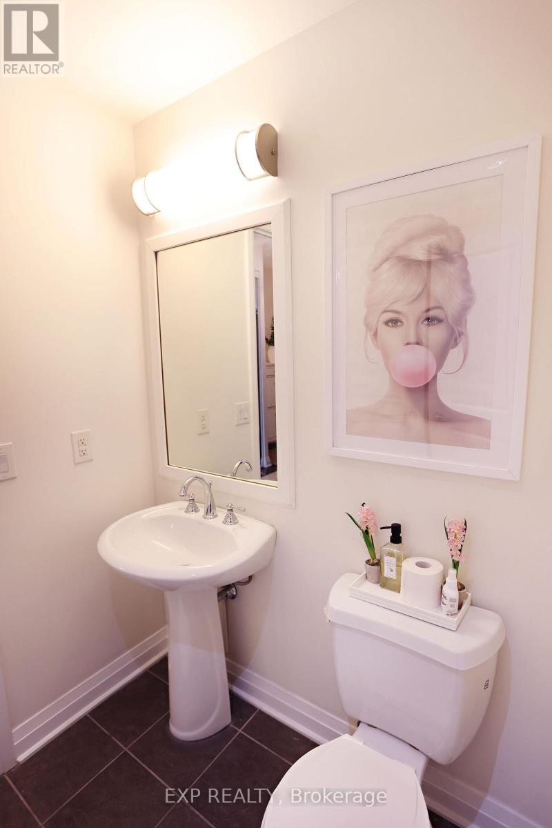 Ph01 - 1055 Southdown Road, Mississauga, Ontario  L5J 0A3 - Photo 29 - W12395562