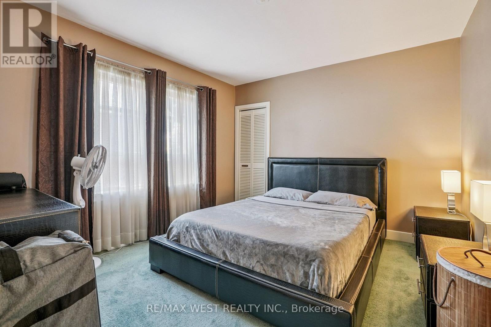 57 East 36th Street, Hamilton, Ontario  L8V 3Y8 - Photo 5 - X12395441