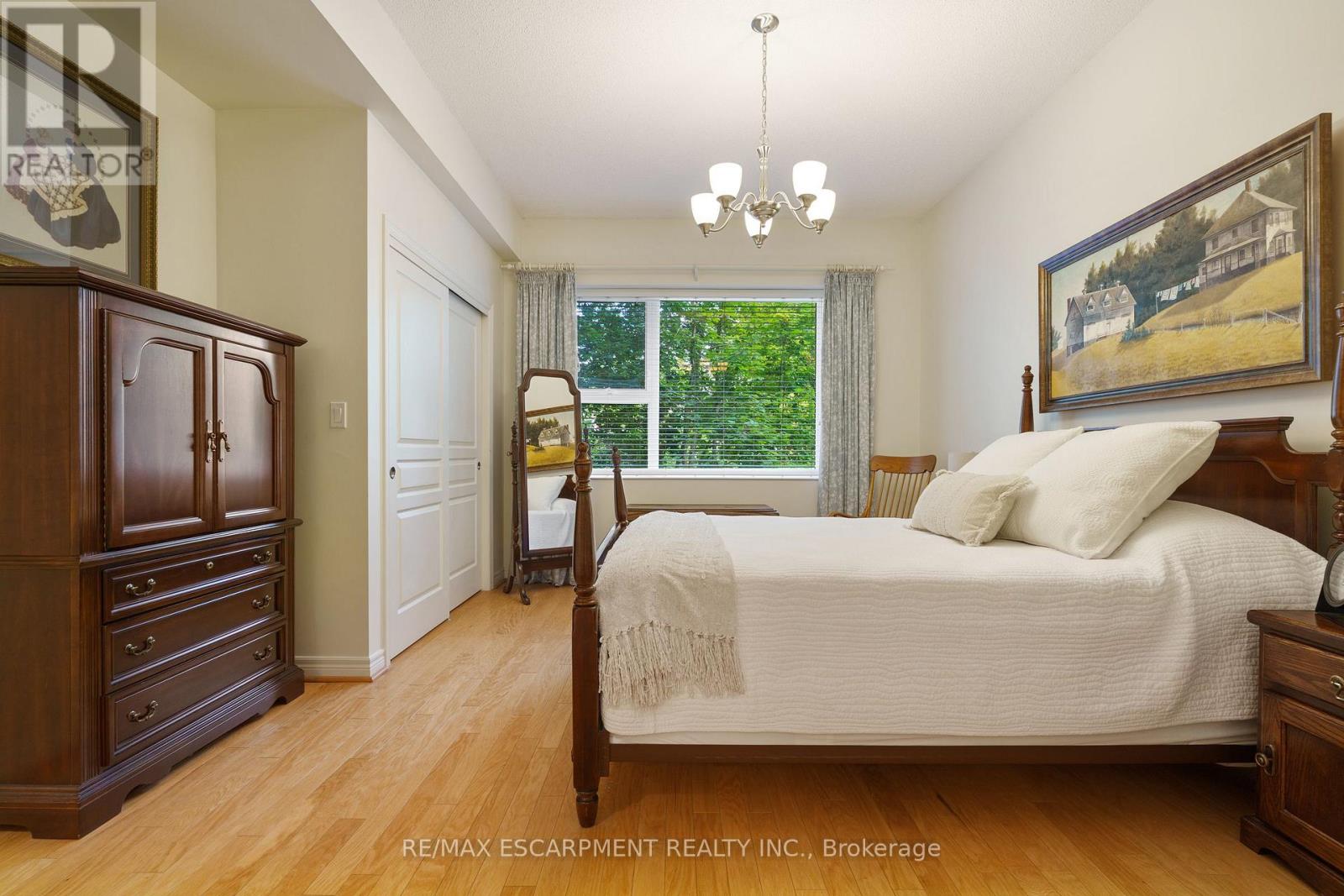 102 - 77 Governors Road, Hamilton, Ontario  L9H 7N8 - Photo 28 - X12395507