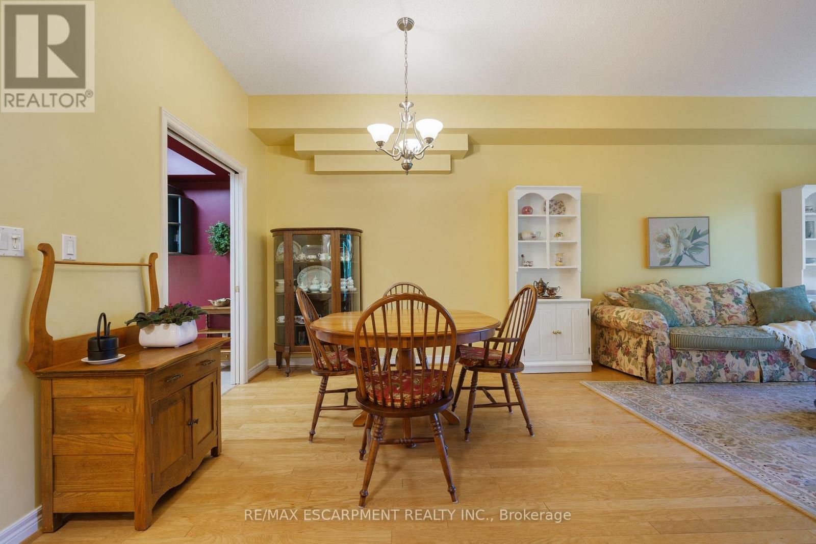 102 - 77 Governors Road, Hamilton, Ontario  L9H 7N8 - Photo 4 - X12395507