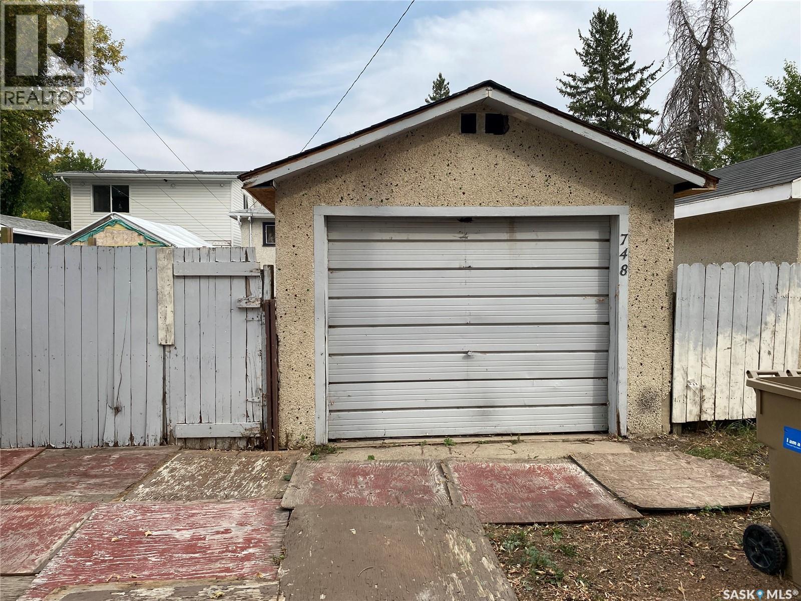 748 Rae Street, Regina, Saskatchewan  S4T 2A9 - Photo 14 - SK018039