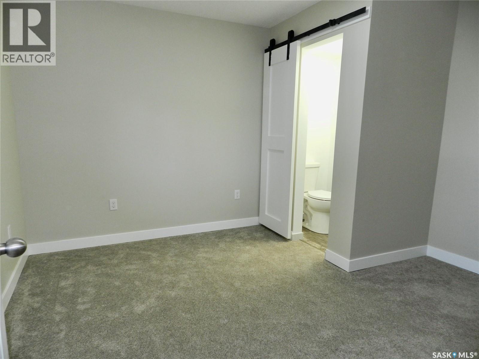 1346 Connaught Avenue, Moose Jaw, Saskatchewan  S6H 4B8 - Photo 13 - SK018035