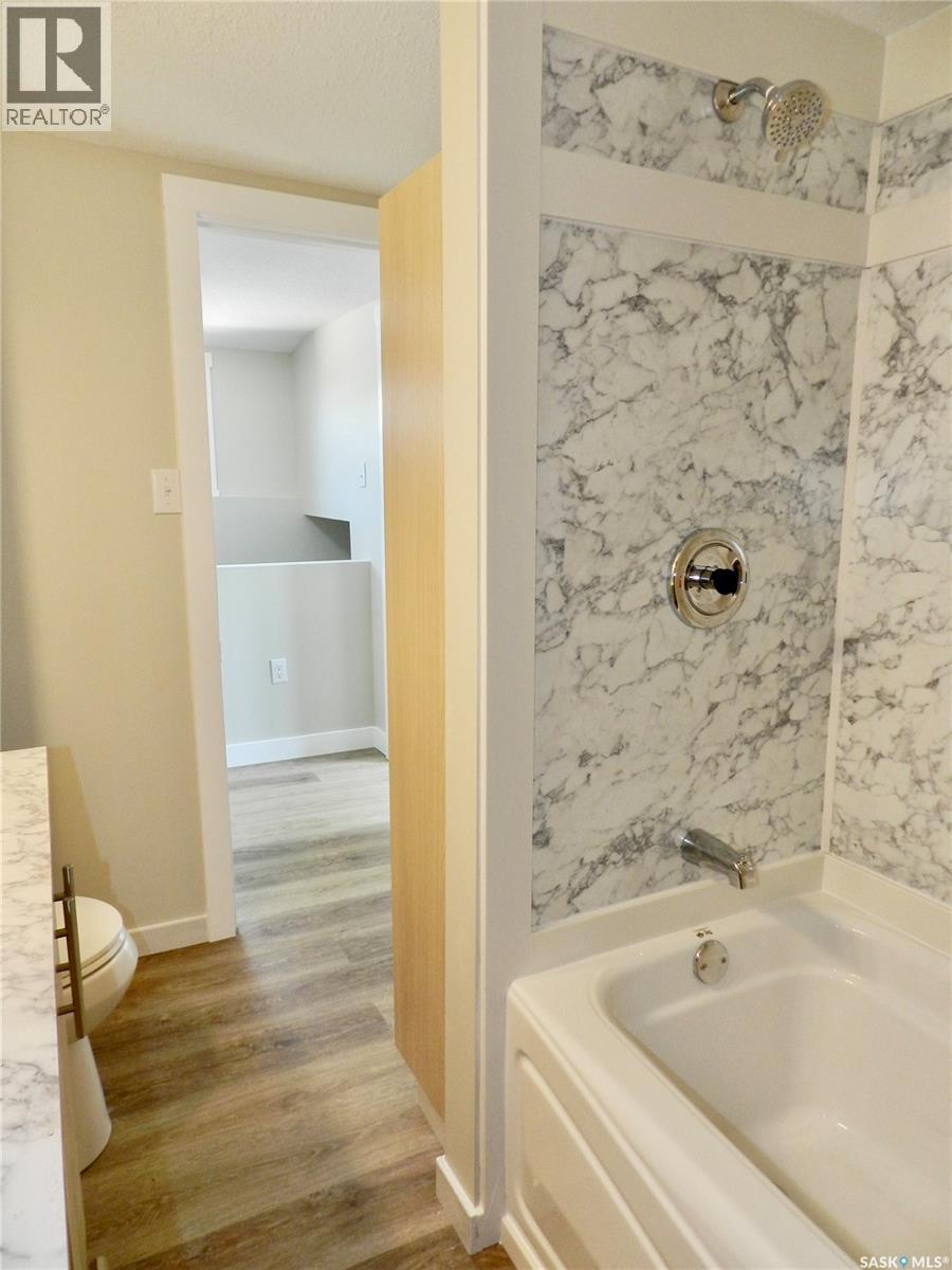 1346 Connaught Avenue, Moose Jaw, Saskatchewan  S6H 4B8 - Photo 22 - SK018035