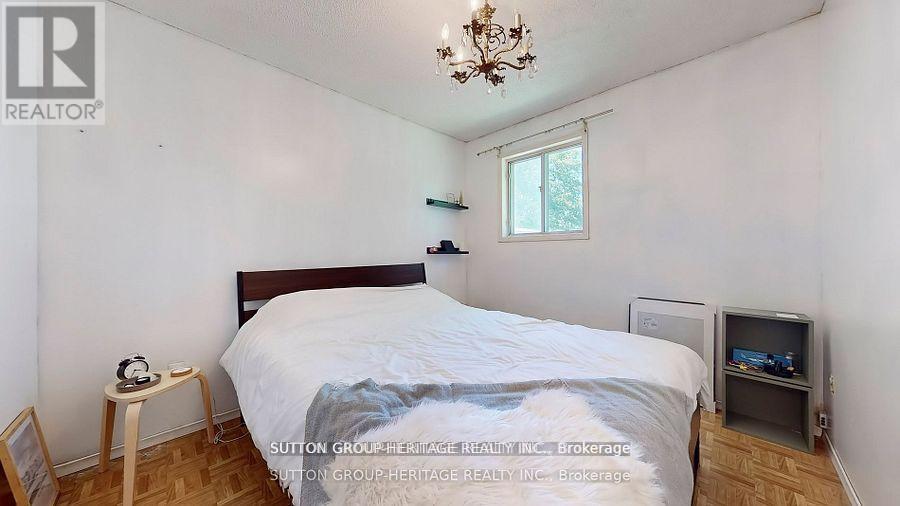 29 Lake Avenue, Ramara, Ontario  L0K 1B0 - Photo 14 - S12393848