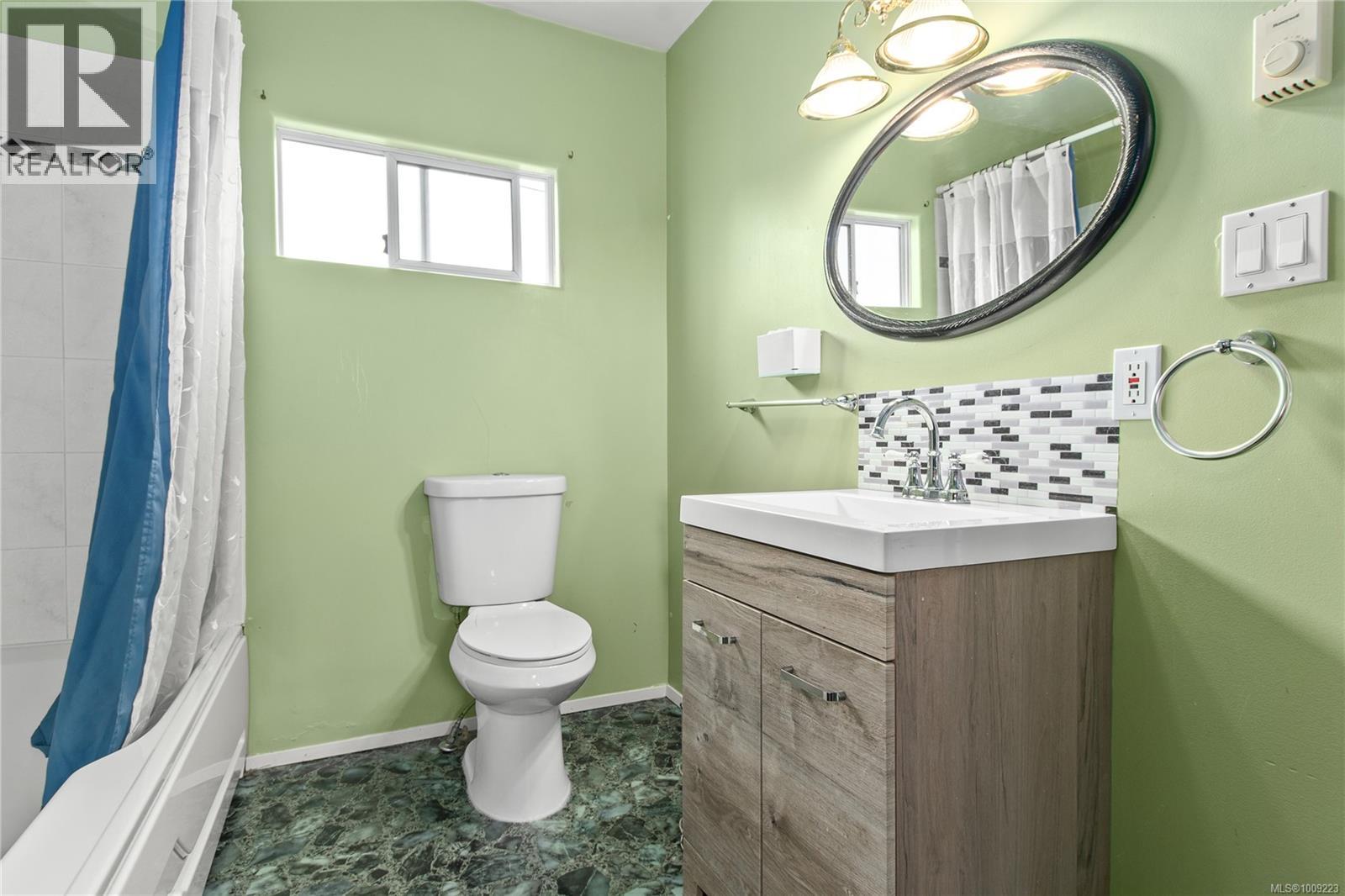 3754 Island Hwy S, Campbell River, British Columbia  V9W 1M3 - Photo 22 - 1009223