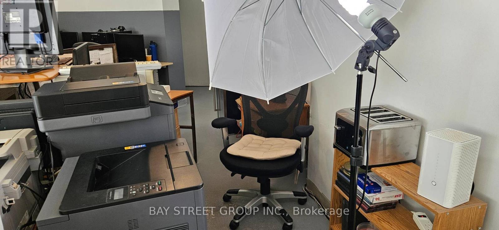 2 - 1448 Lawrence Avenue E, Toronto, Ontario  M4A 2V6 - Photo 6 - C12395599